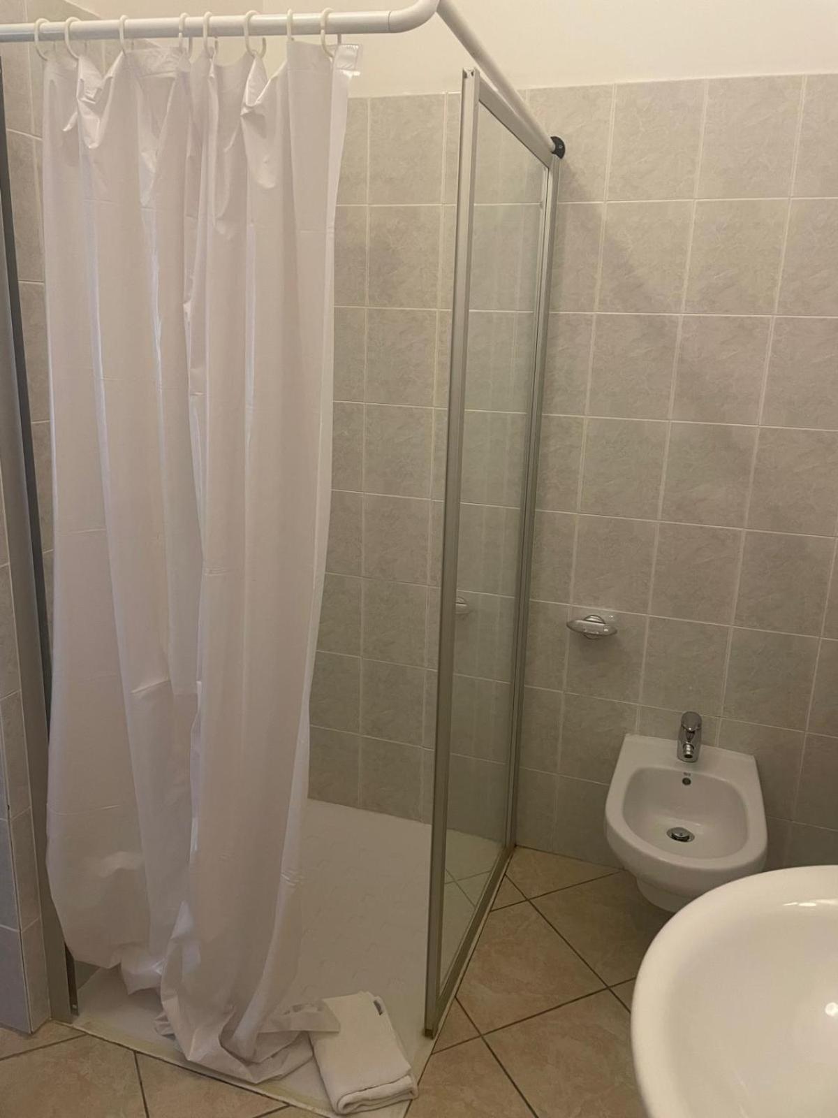Casa Per Ferie Il Pioppo Hotel Marina di Massa Quarto foto